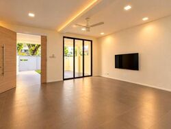 Sennett Estate (D13), Terrace #632978891
